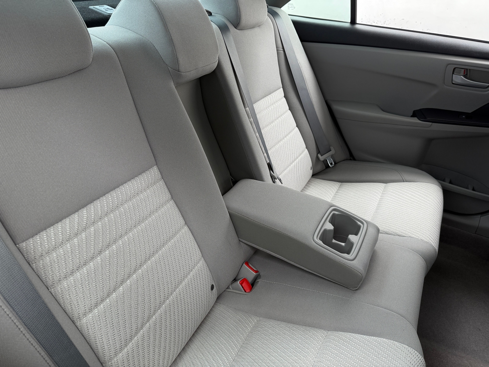 Thumbnail: 2015 Toyota Camry - 6