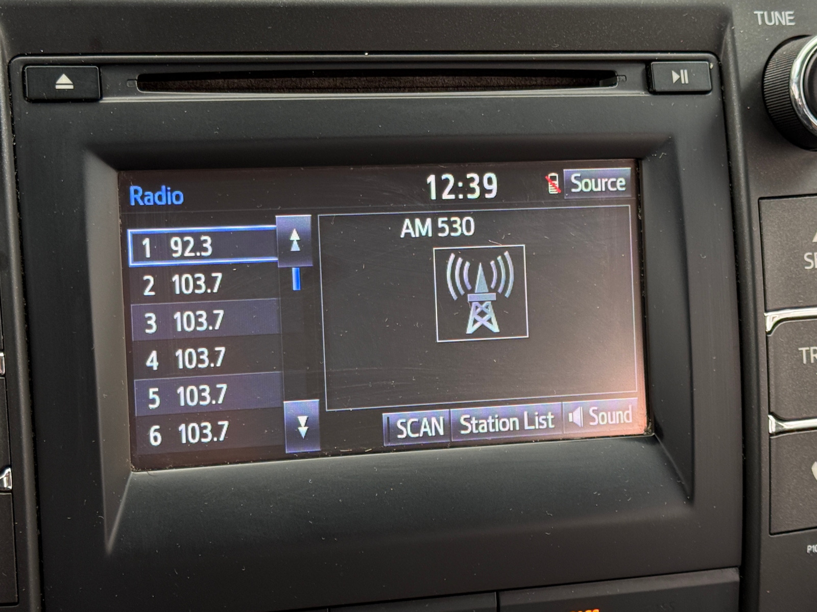 Thumbnail: 2015 Toyota Camry - 4