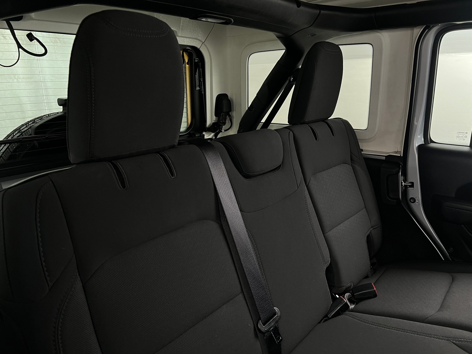 Thumbnail: 2022 Jeep Wrangler - 6
