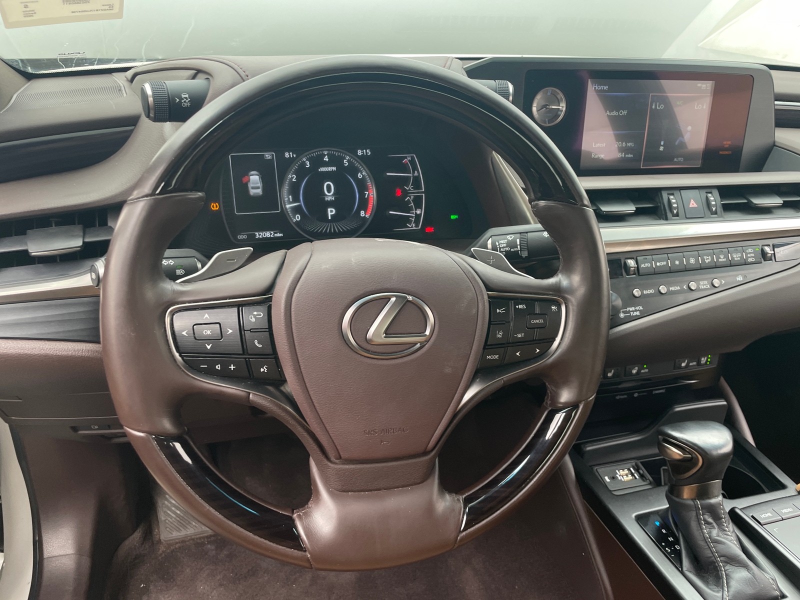 Thumbnail: 2020 Lexus ES - 4