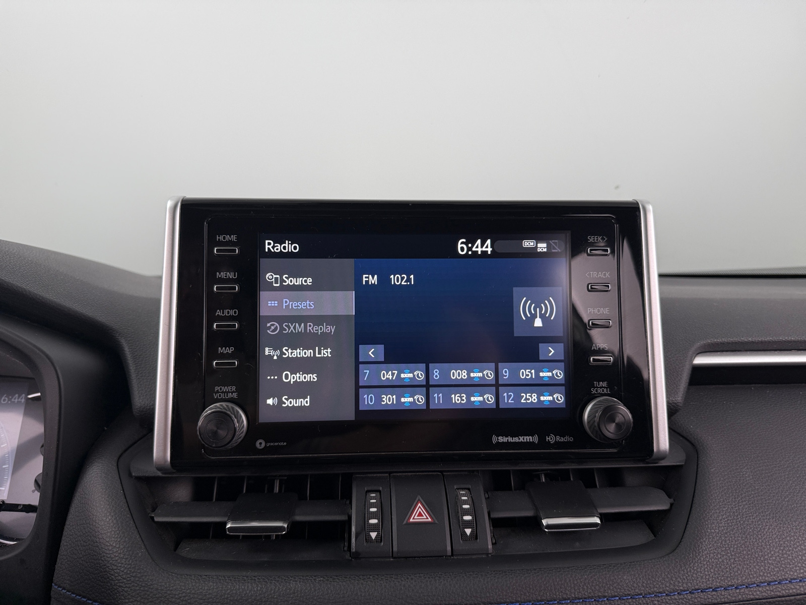 Thumbnail: 2021 Toyota RAV4 - 3