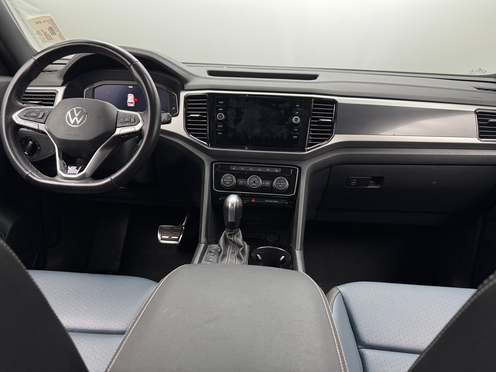 Thumbnail: 2023 Volkswagen Atlas - 2