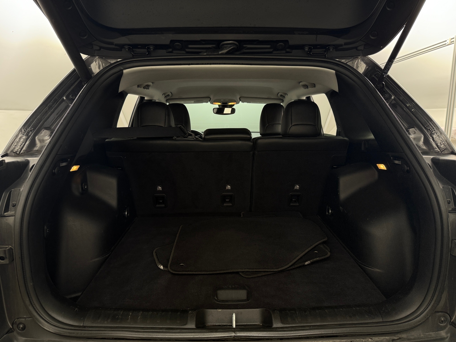 Thumbnail: 2021 Jeep Cherokee - 6