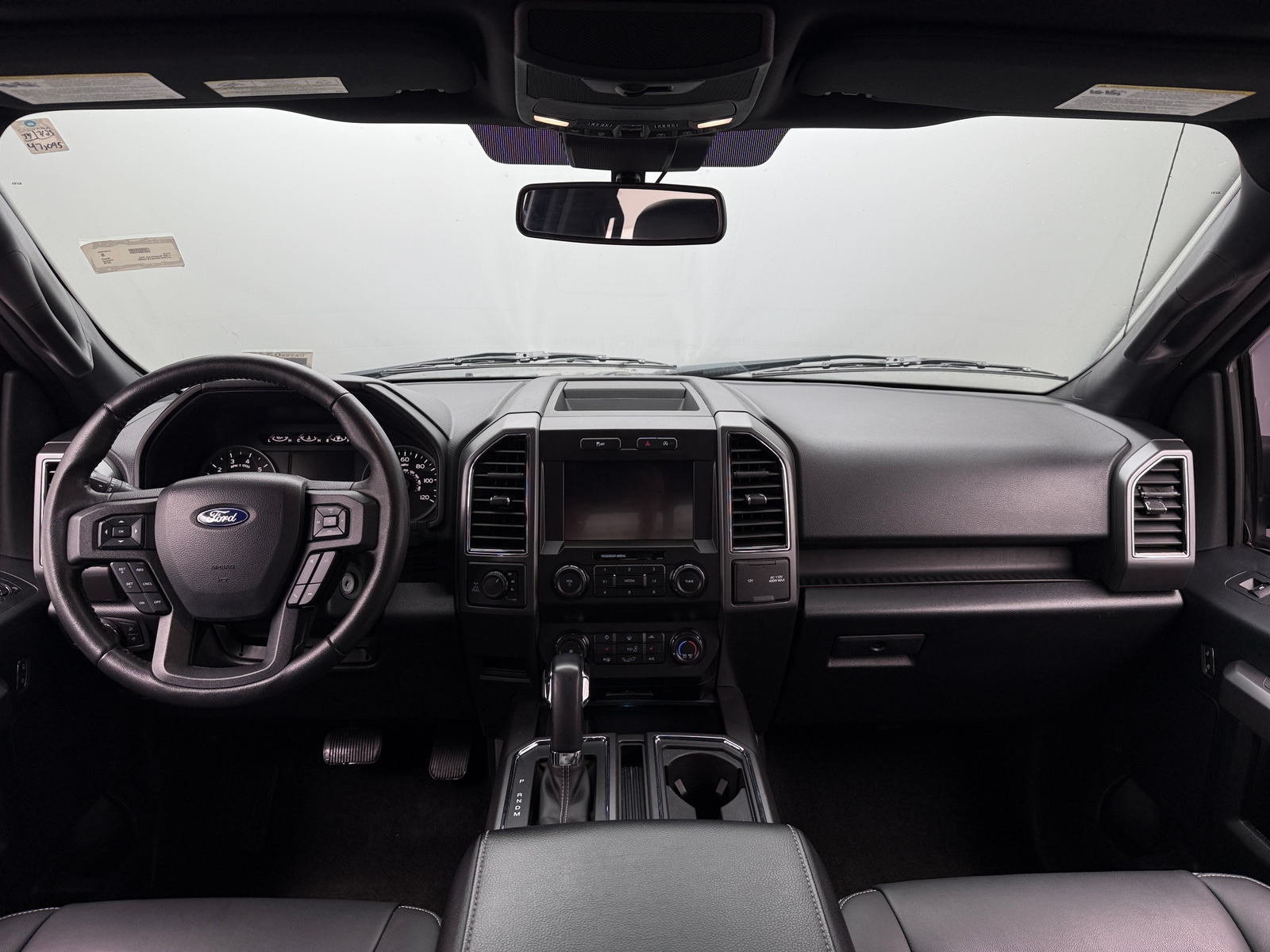 Thumbnail: 2019 Ford Econoline - 3
