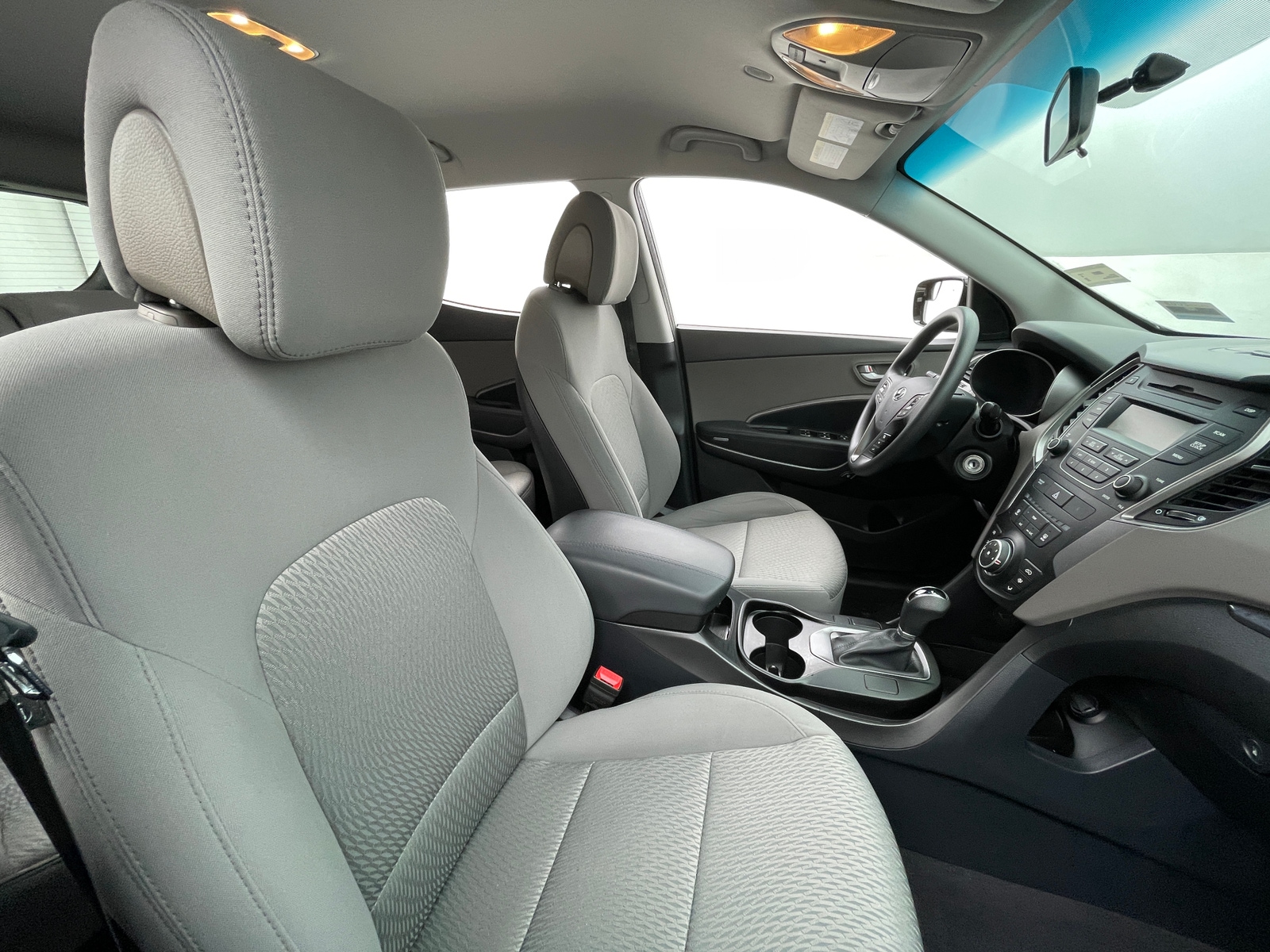Thumbnail: 2015 Hyundai Santa Fe - 2