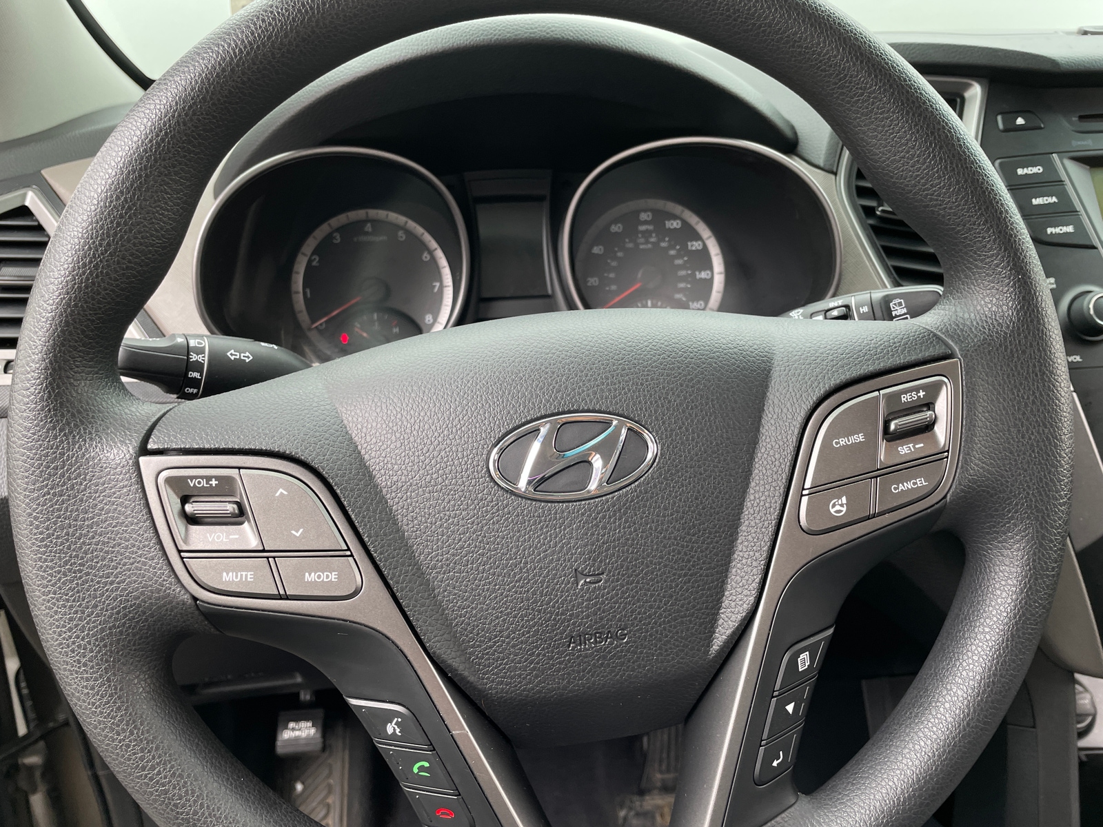 Thumbnail: 2015 Hyundai Santa Fe - 5