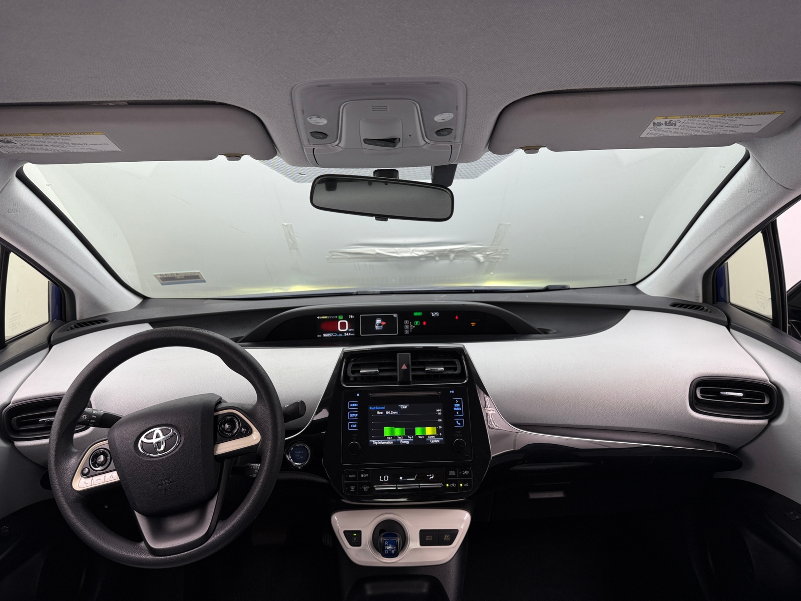 Thumbnail: 2016 Toyota Prius - 3