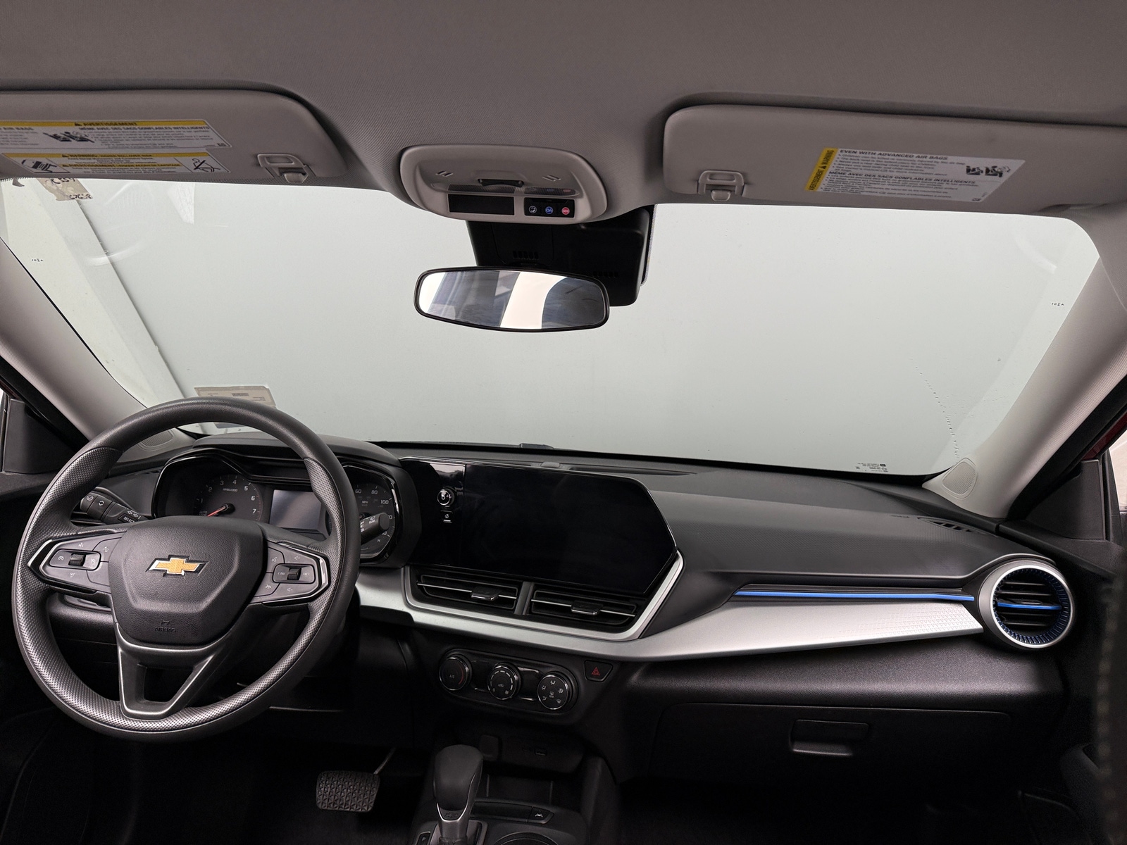 Thumbnail: 2025 Chevrolet Trax - 3