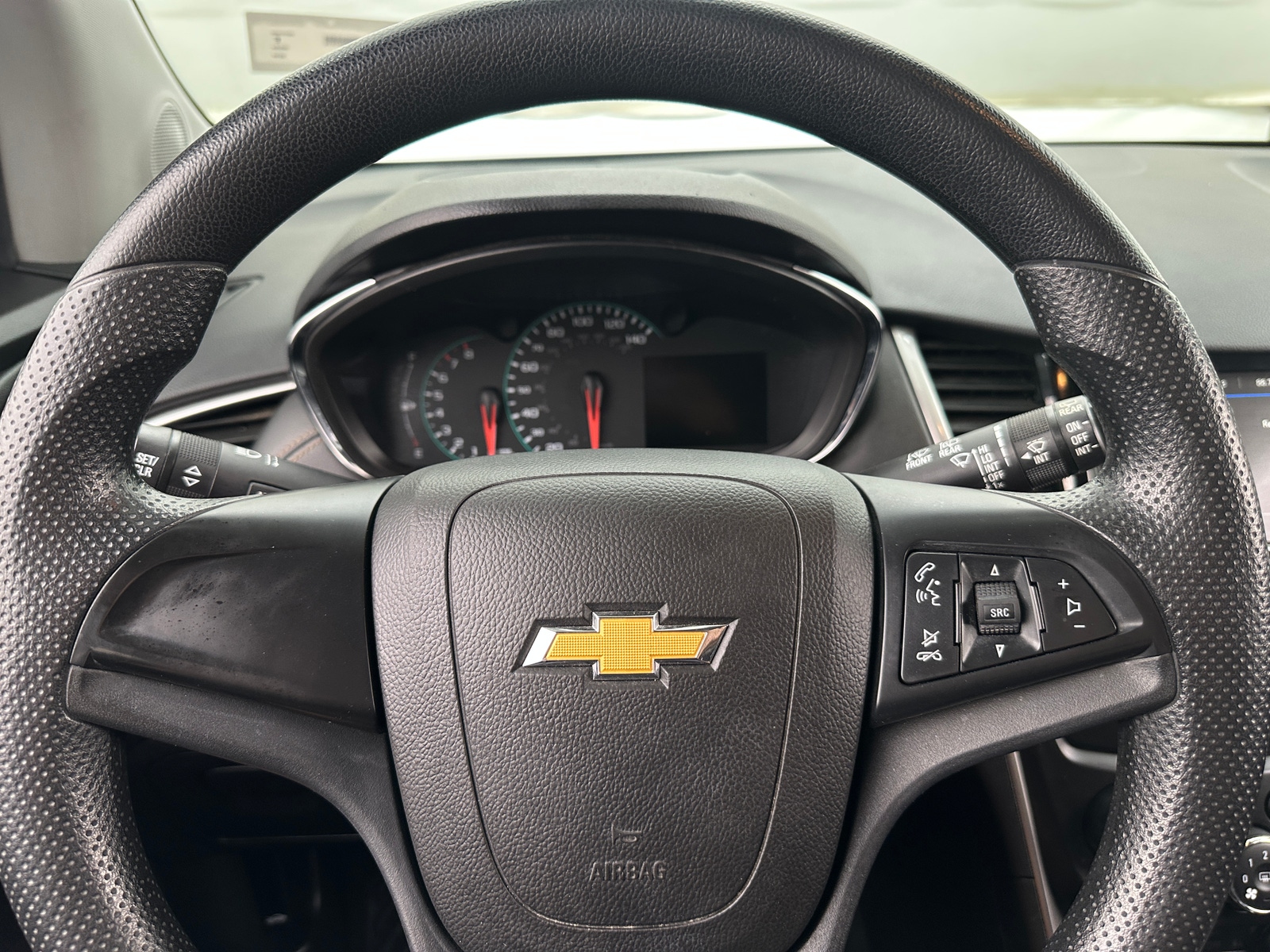 Thumbnail: 2018 Chevrolet Trax - 5