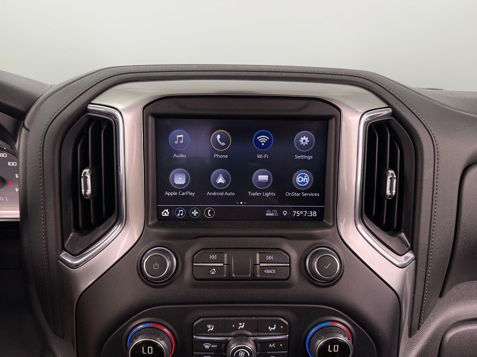 Thumbnail: 2020 Chevrolet Silverado 1500 - 4