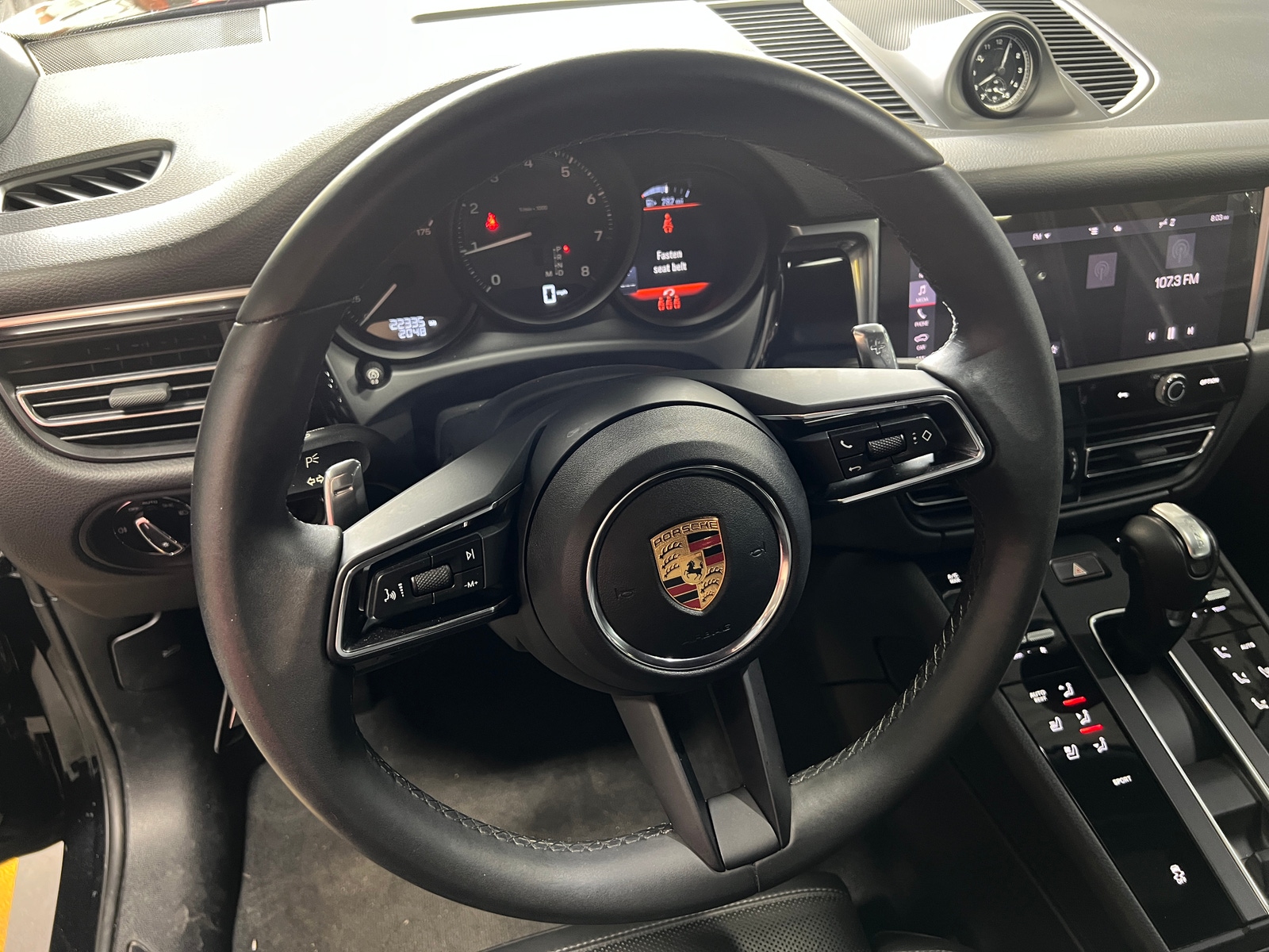 Thumbnail: 2022 Porsche Macan - 4