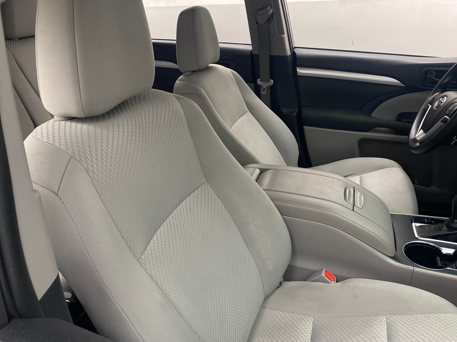 Thumbnail: 2019 Toyota Highlander - 2
