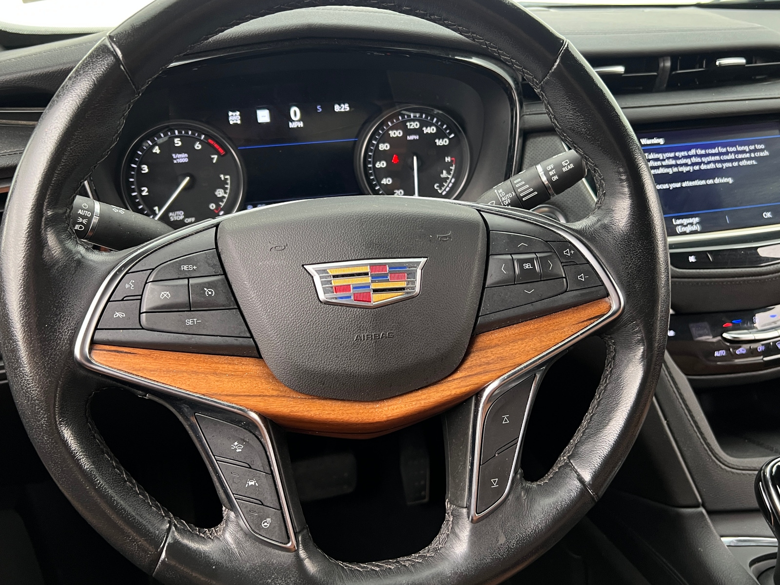 Thumbnail: 2023 Cadillac XT5 - 4