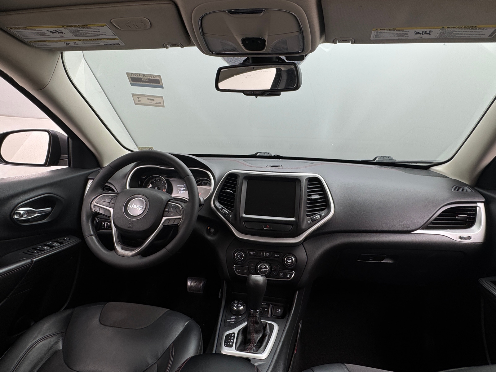 Thumbnail: 2015 Jeep Cherokee - 3