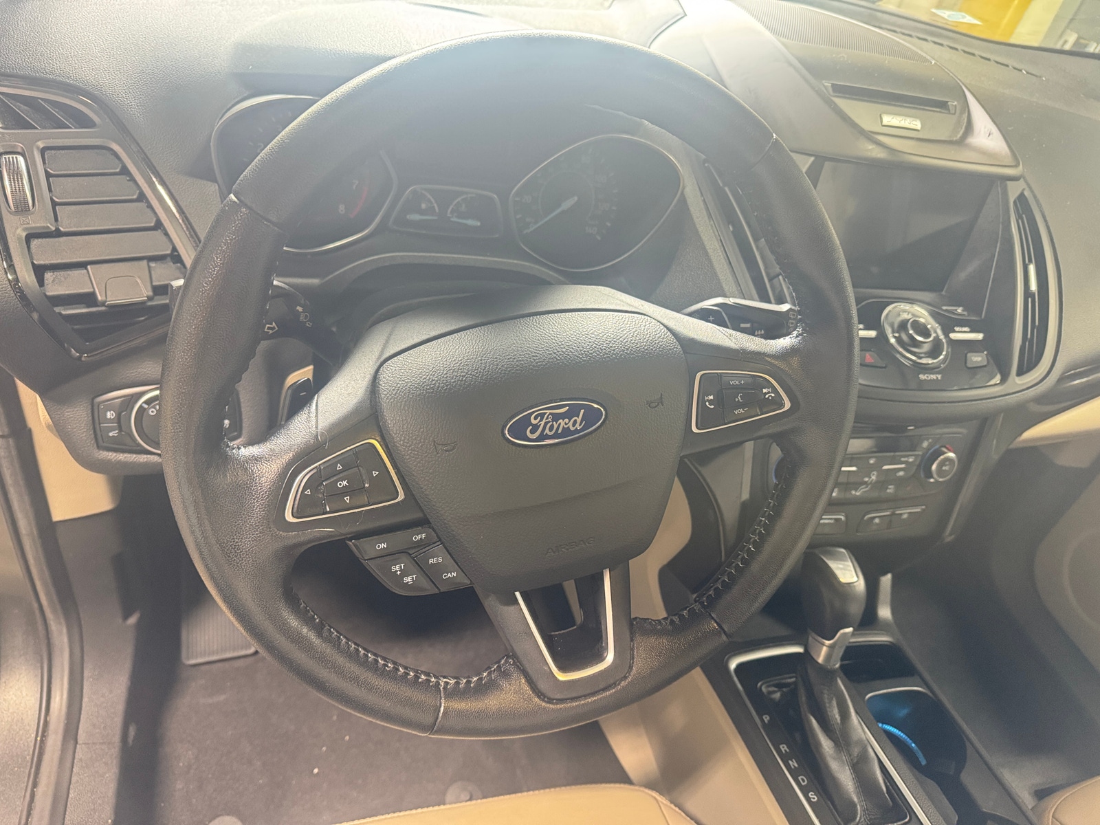 Thumbnail: 2017 Ford Escape - 4