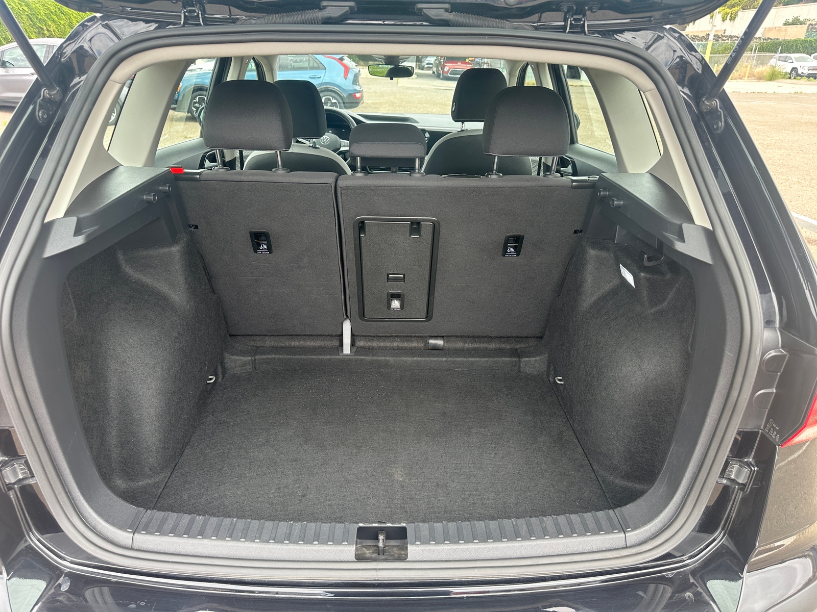 Thumbnail: 2024 Volkswagen Taos - 6