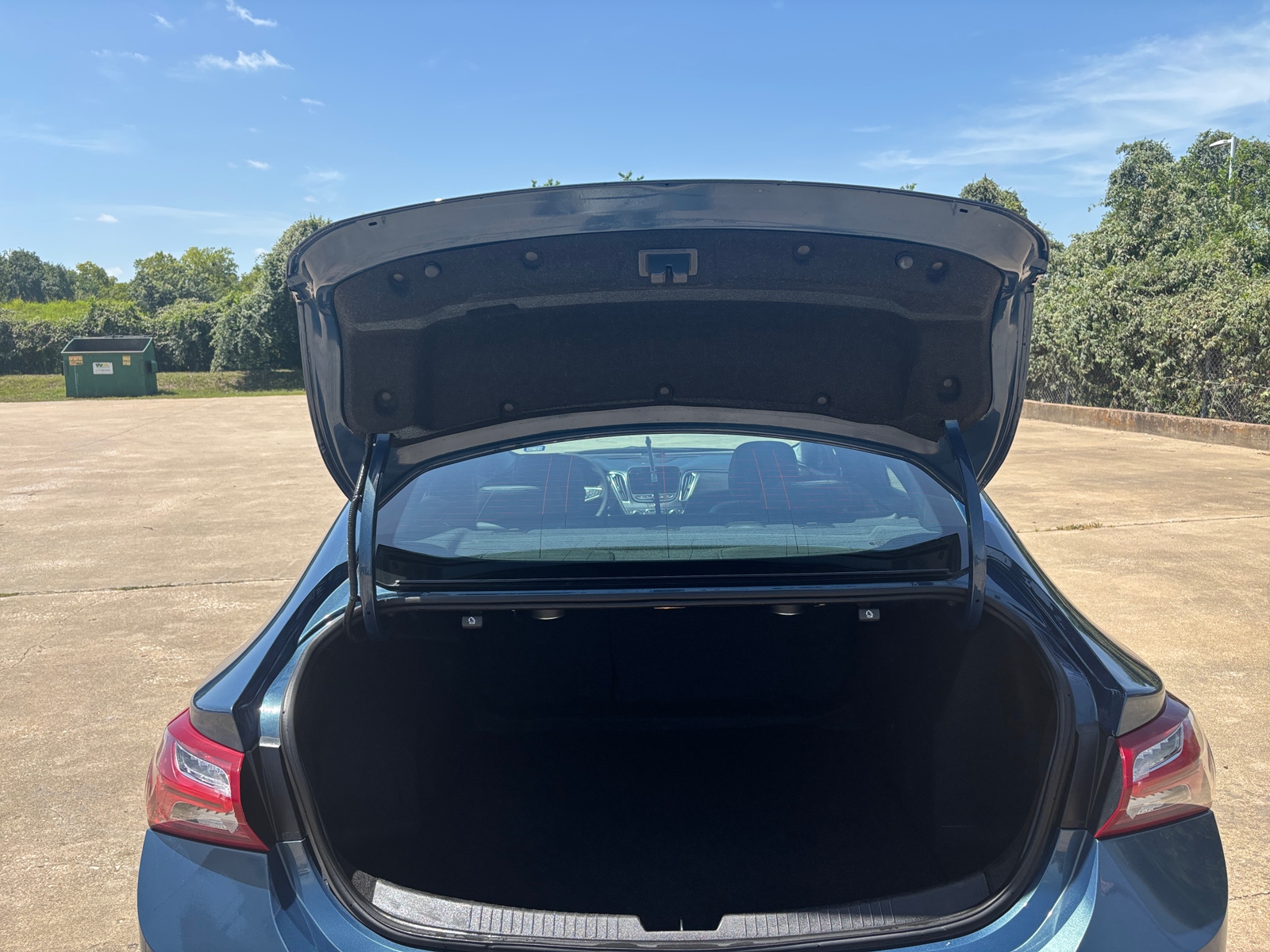 Thumbnail: 2024 Chevrolet Malibu - 6