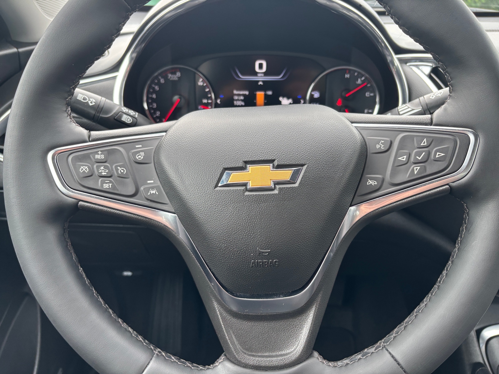 Thumbnail: 2024 Chevrolet Malibu - 5