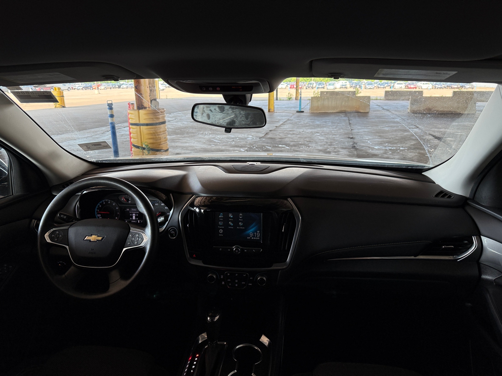 Thumbnail: 2019 Chevrolet Traverse - 3