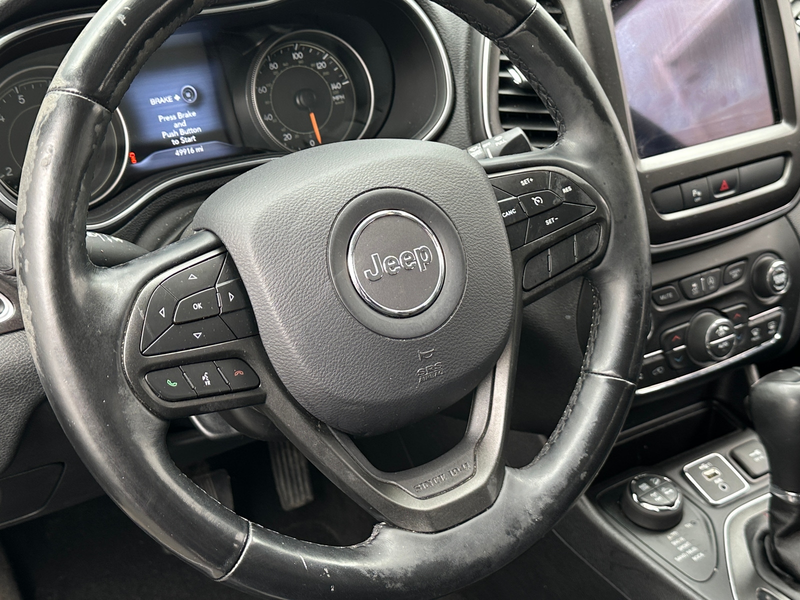 Thumbnail: 2020 Jeep Cherokee - 5