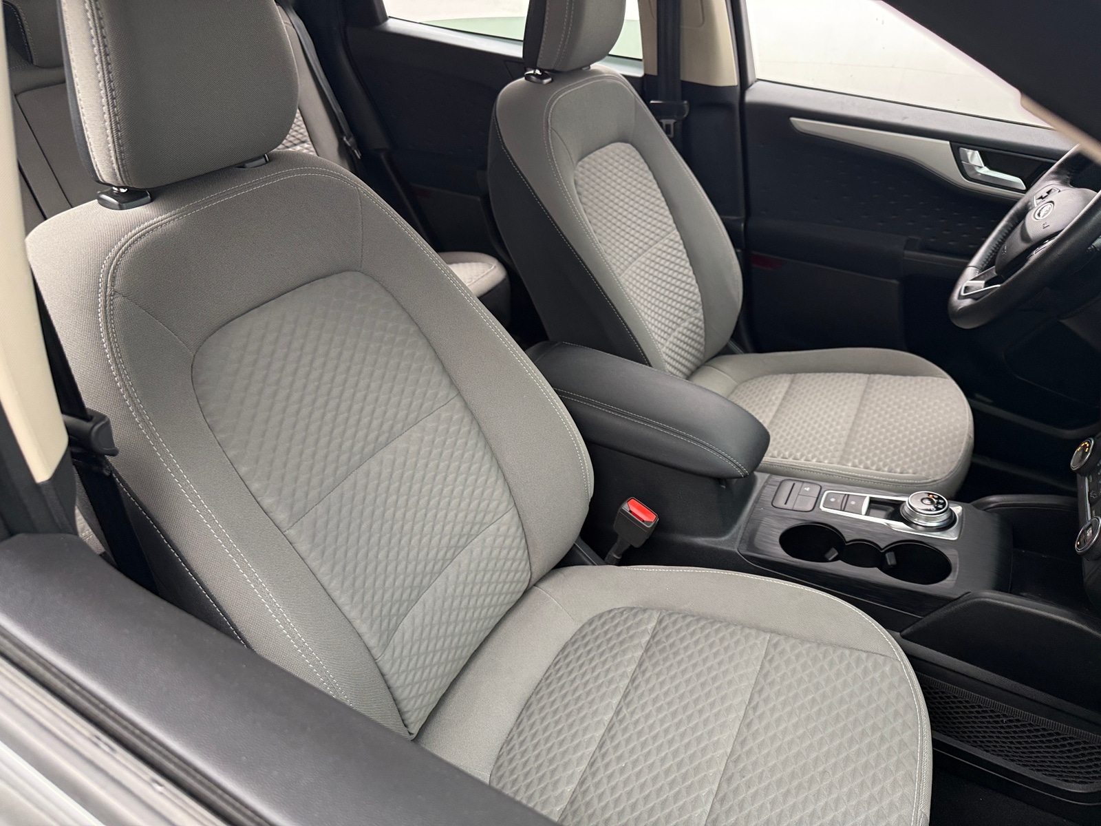Thumbnail: 2020 Ford Escape - 2