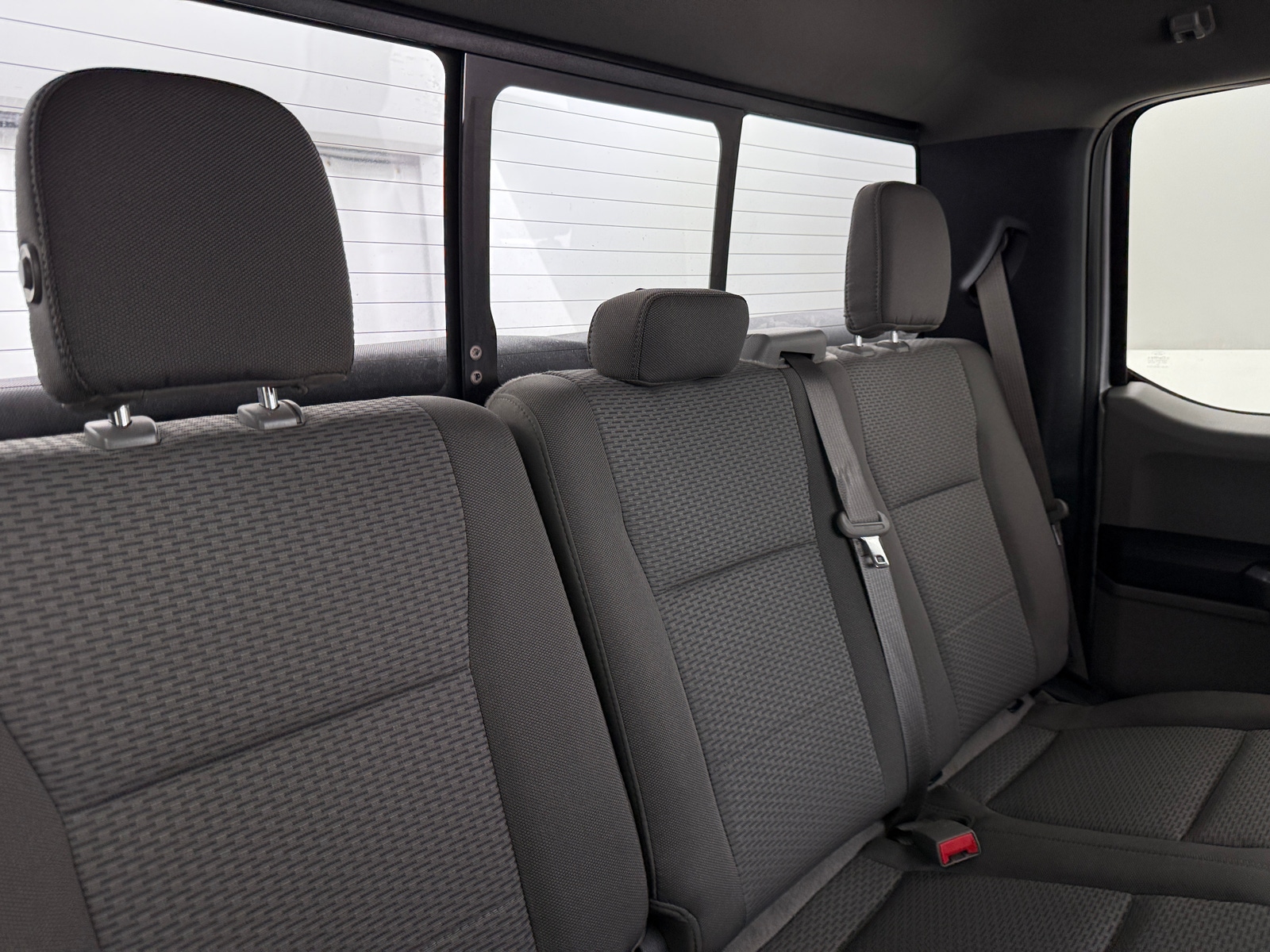 Thumbnail: 2018 Ford Econoline - 6
