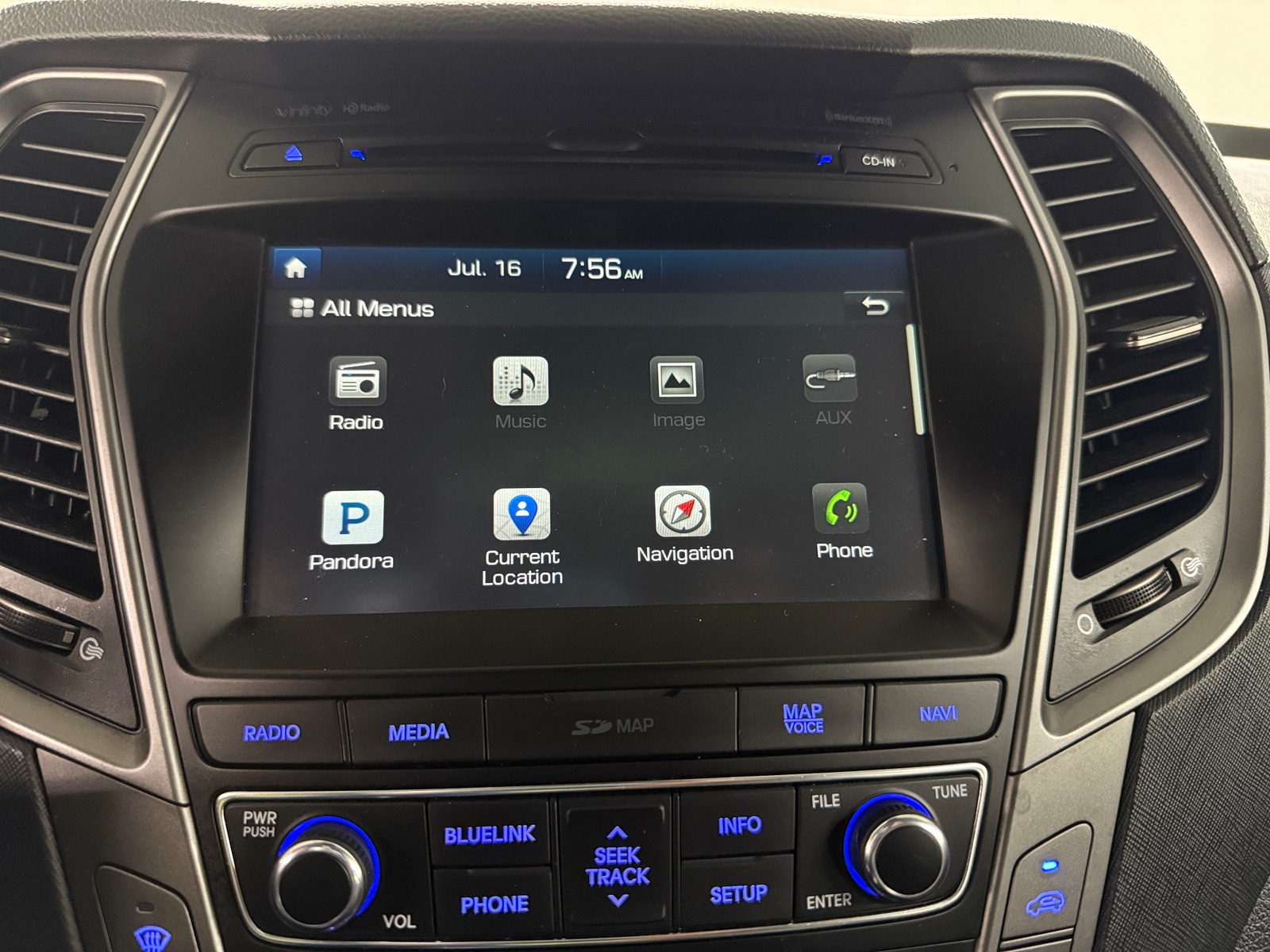 Thumbnail: 2018 Hyundai Santa Fe - 3