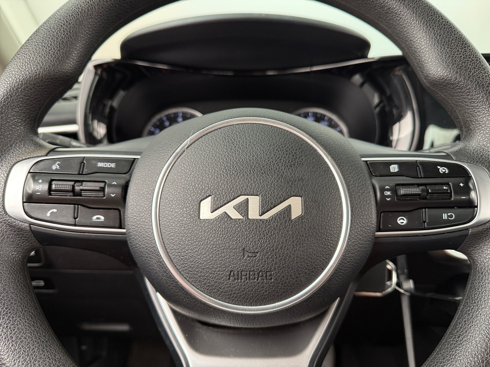 Thumbnail: 2022 Kia K5 - 5