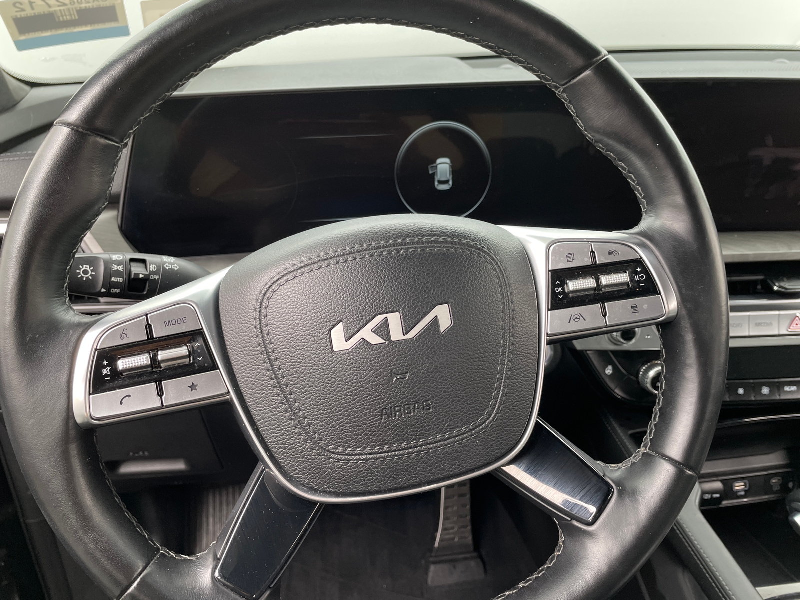 Thumbnail: 2023 Kia Telluride - 4