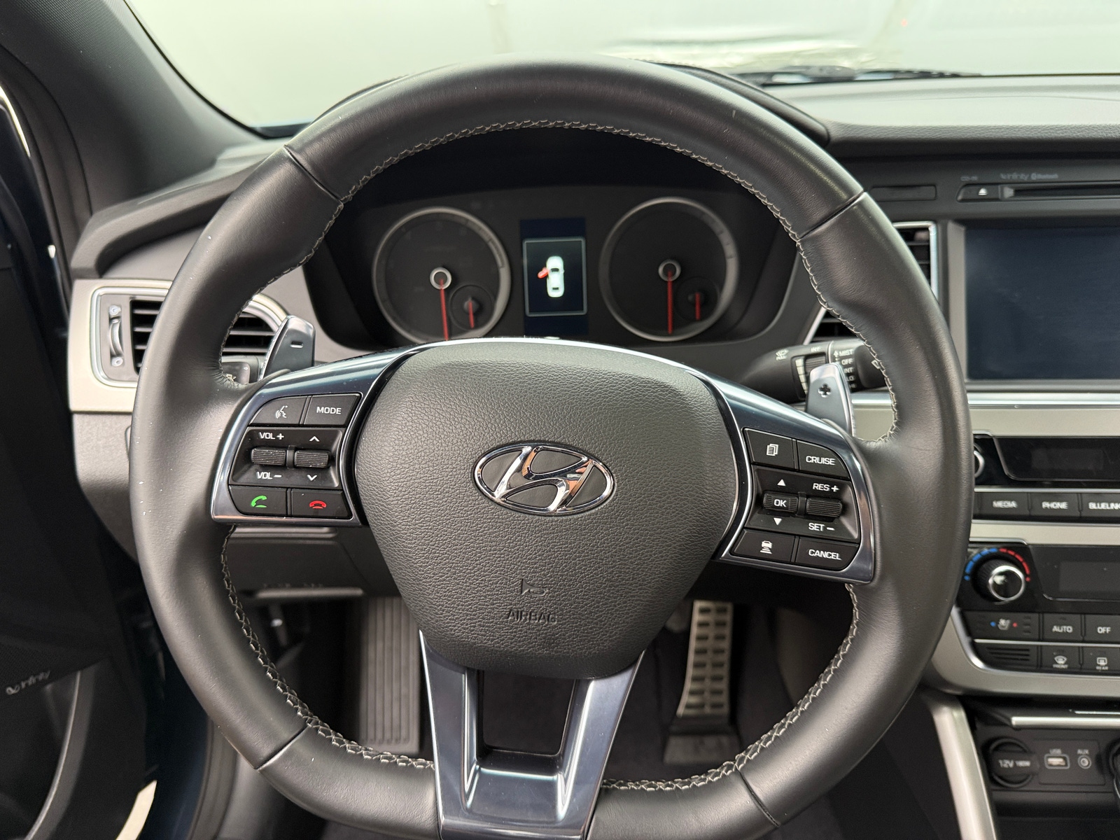 Thumbnail: 2015 Hyundai Sonata - 4