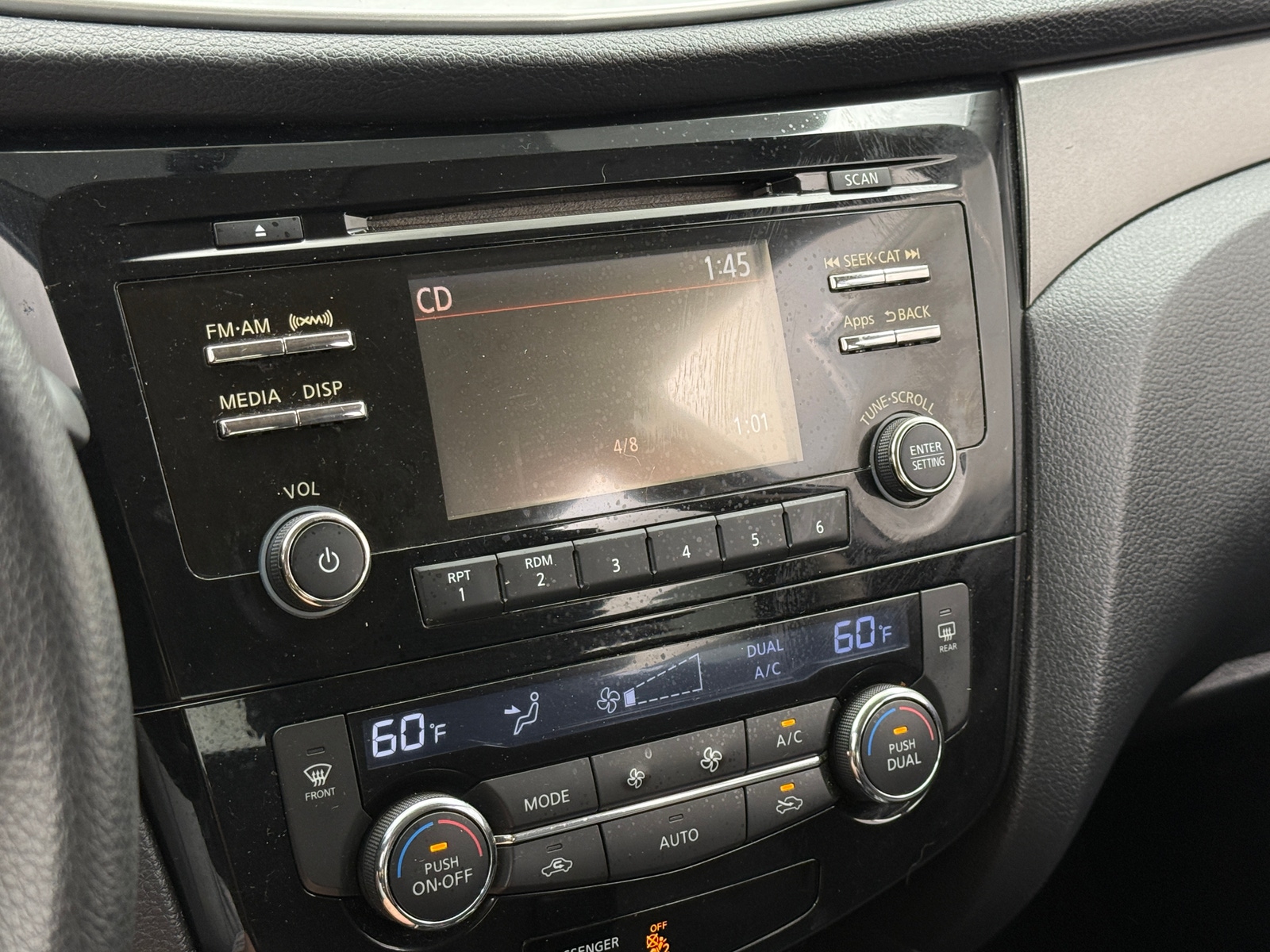 Thumbnail: 2016 Nissan Rogue - 4