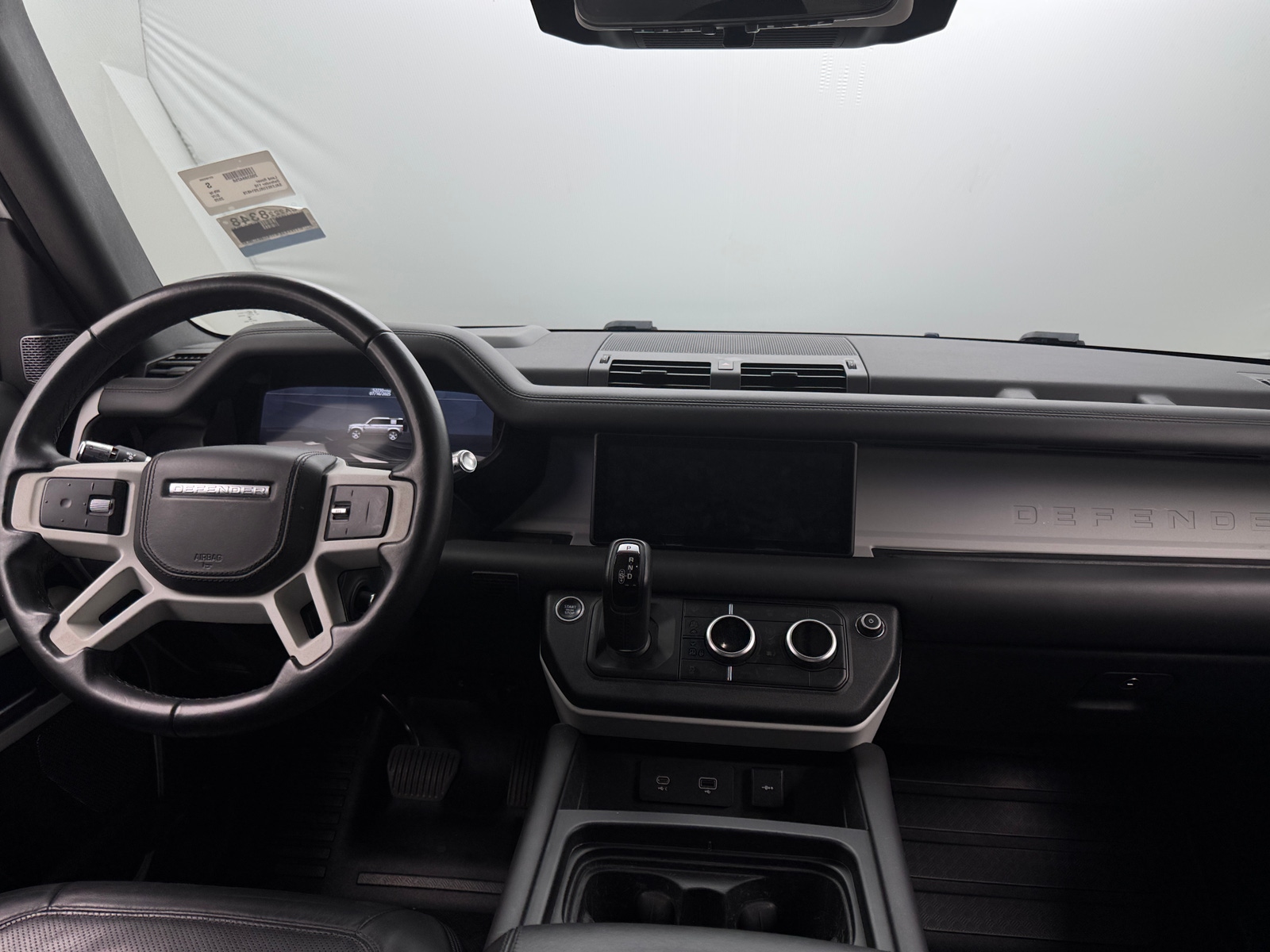 Thumbnail: 2020 Land Rover Defender - 2