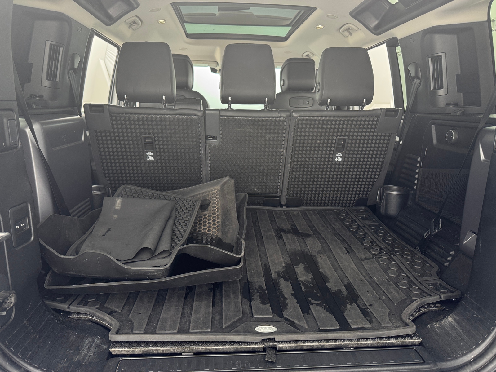 Thumbnail: 2020 Land Rover Defender - 6