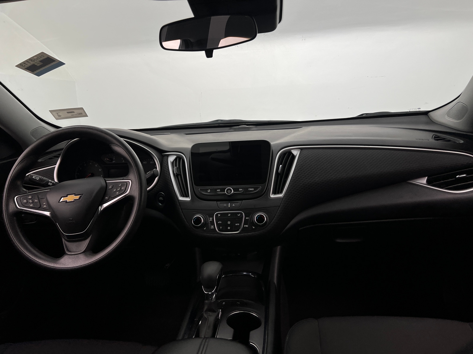 Thumbnail: 2024 Chevrolet Malibu - 3