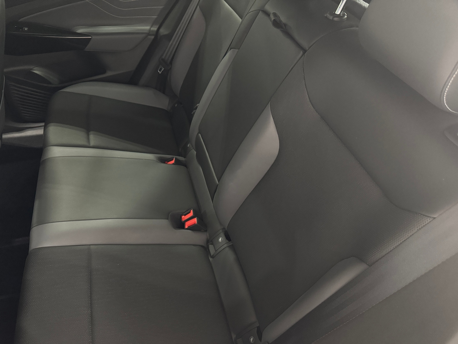 Thumbnail: 2023 Volkswagen ID.4 - 5
