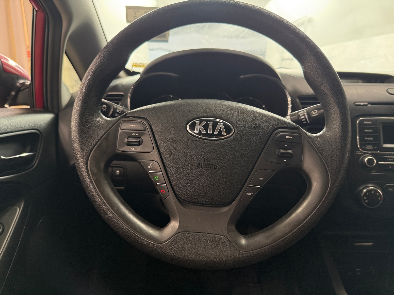 Thumbnail: 2016 Kia Forte - 5