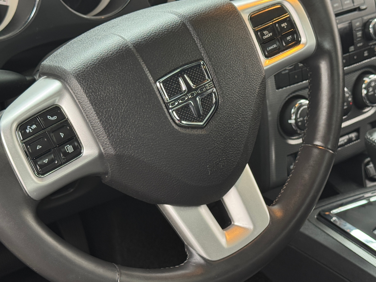 Thumbnail: 2013 Dodge Challenger - 4