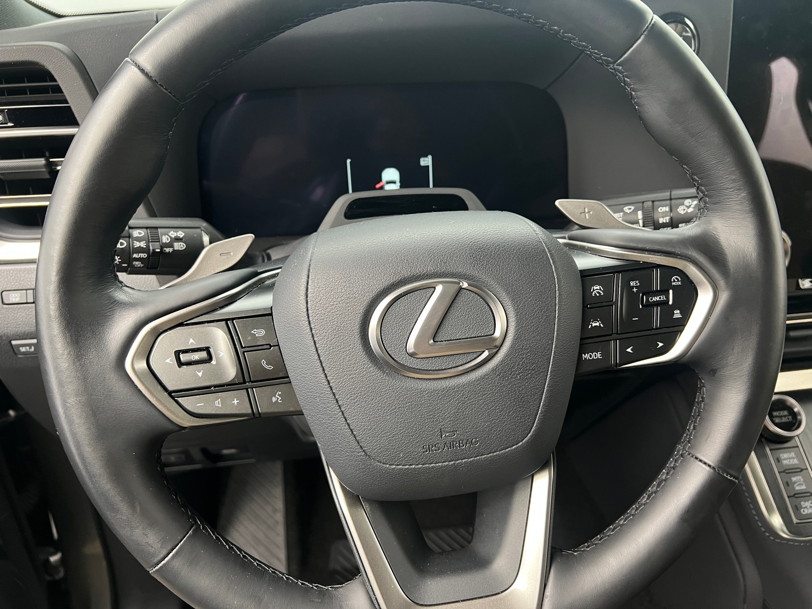 Thumbnail: 2024 Lexus GX - 4