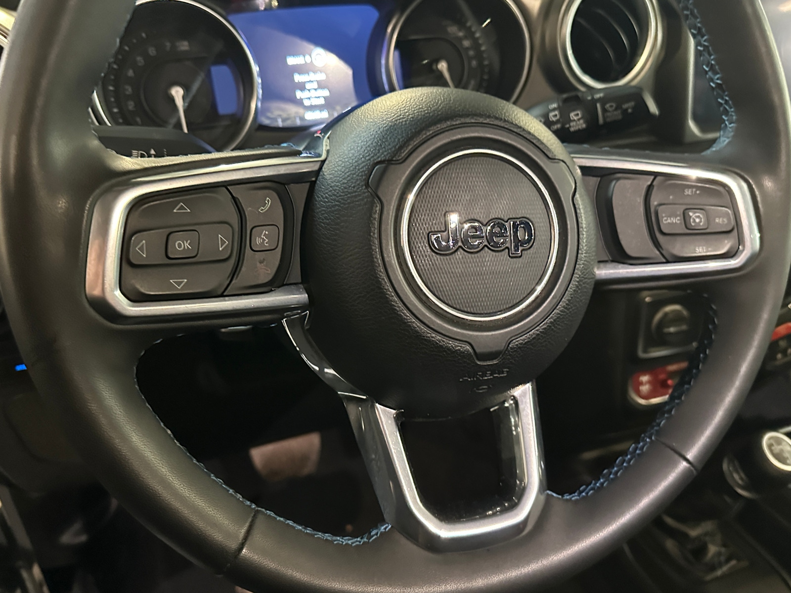 Thumbnail: 2023 Jeep Wrangler - 5