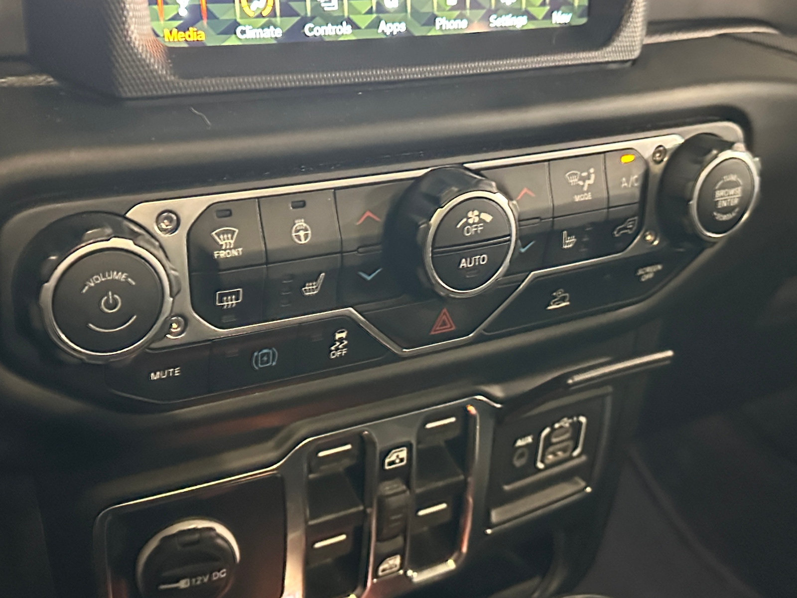 Thumbnail: 2023 Jeep Wrangler - 4