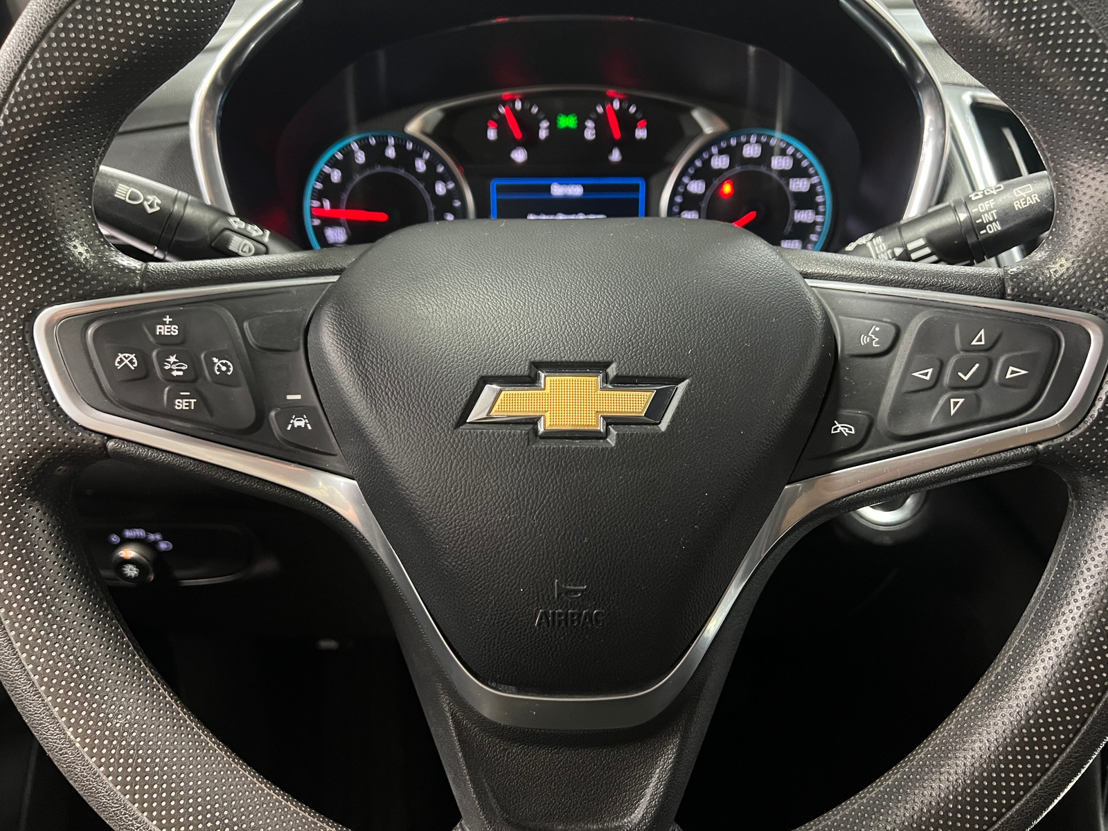 Thumbnail: 2023 Chevrolet Equinox - 5