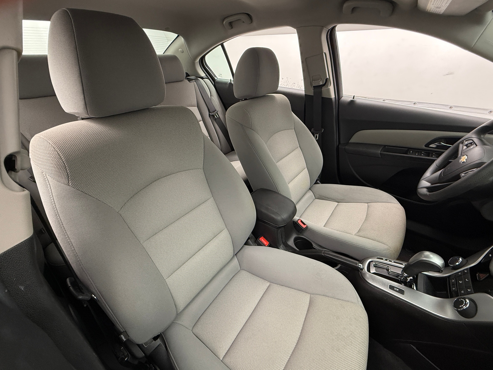 Thumbnail: 2016 Chevrolet Cruze - 2