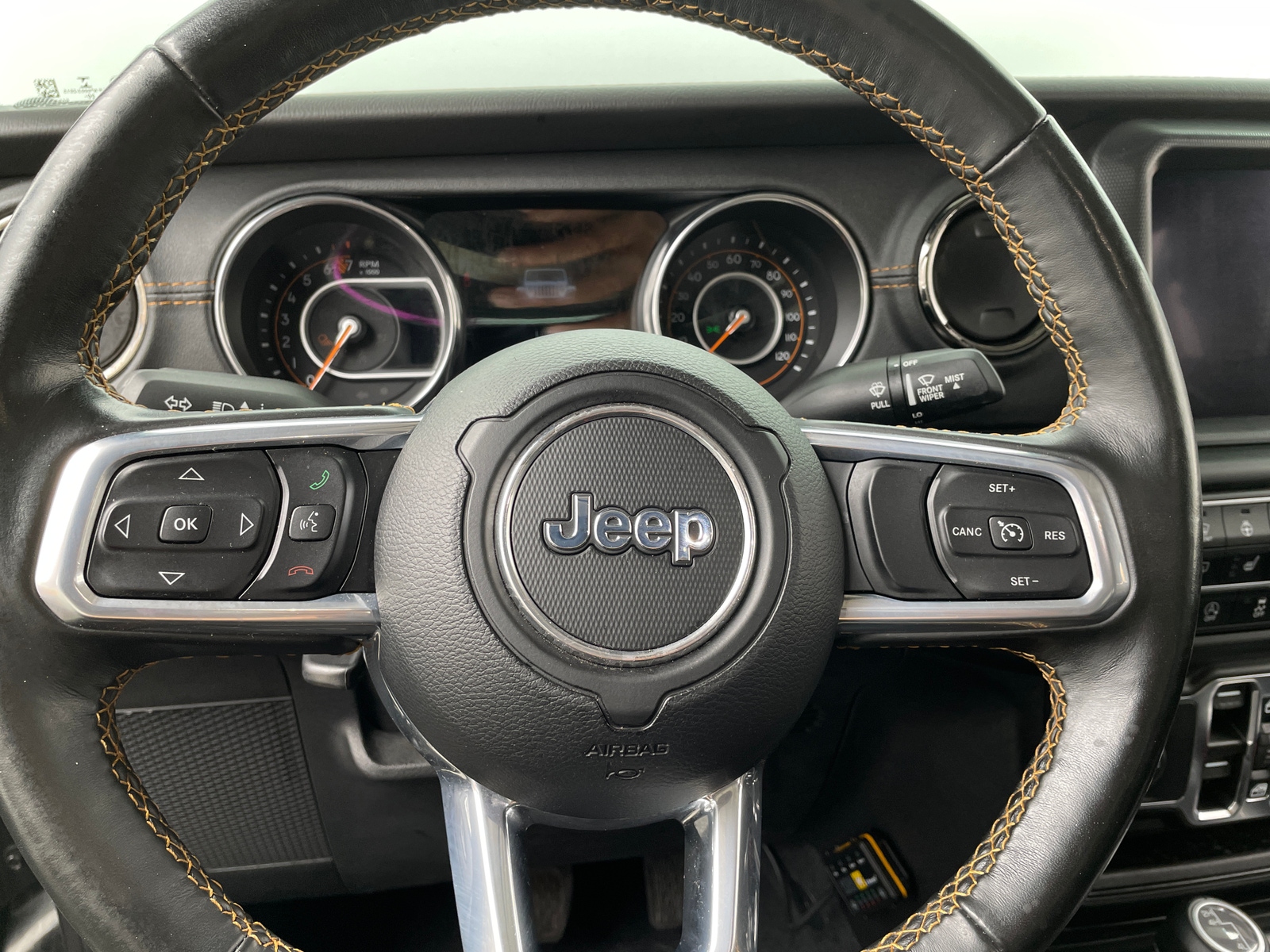 Thumbnail: 2021 Jeep Gladiator - 4