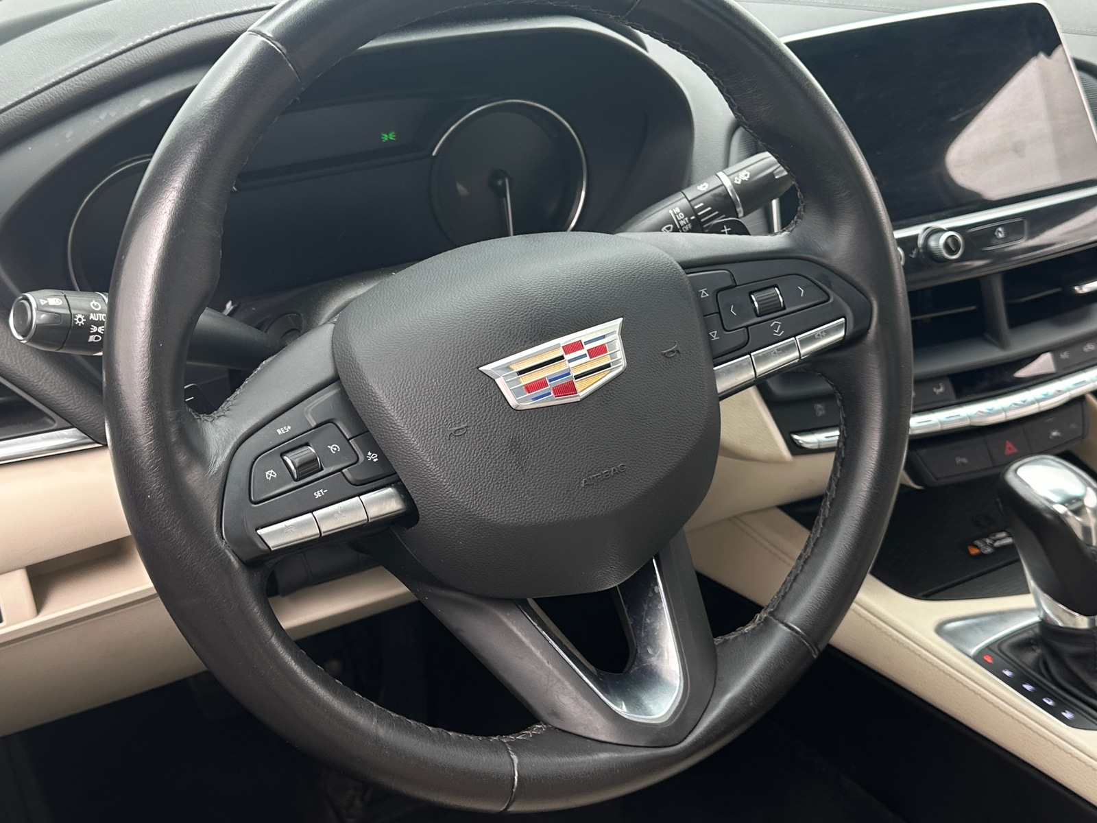 Thumbnail: 2022 Cadillac CT4 - 4