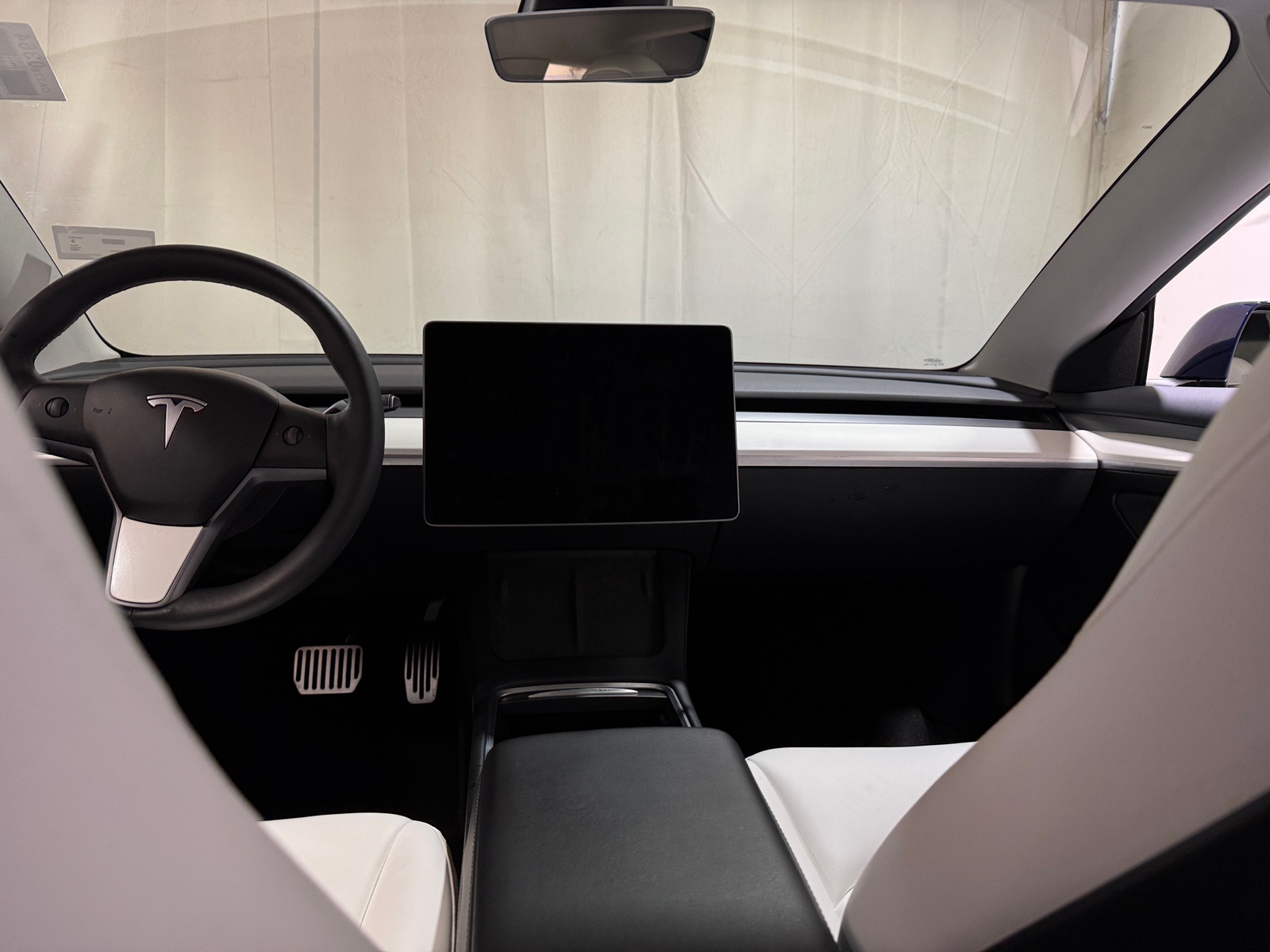 Thumbnail: 2023 Tesla Model 3 - 2