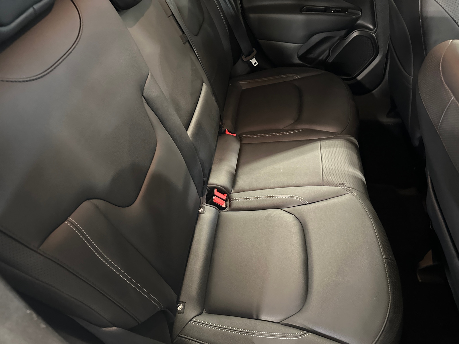 Thumbnail: 2021 Jeep Renegade - 5