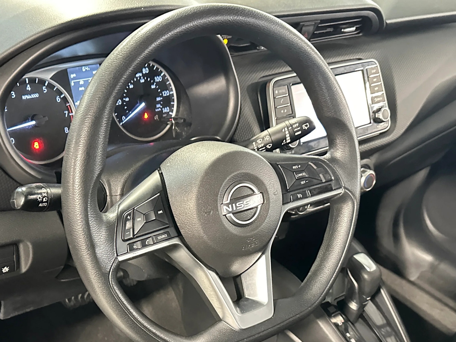 Thumbnail: 2022 Nissan Kicks - 3