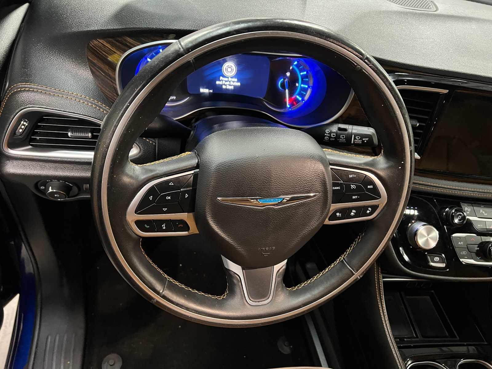 Thumbnail: 2021 Chrysler Pacifica - 4