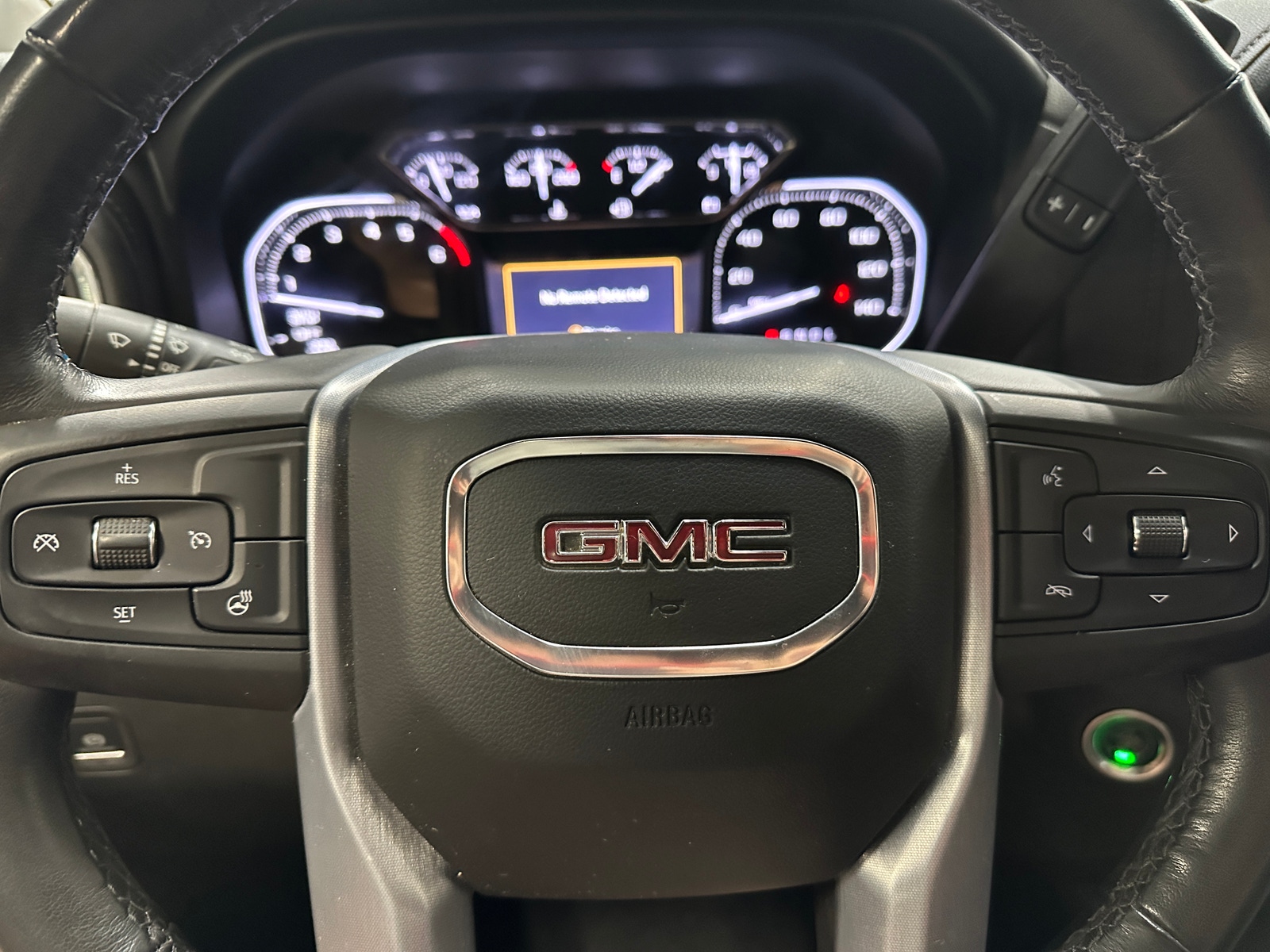 Thumbnail: 2020 GMC Sierra 1500 - 4