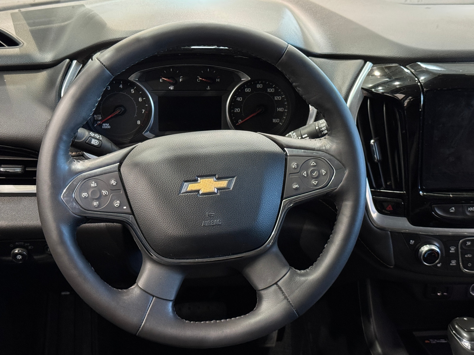 Thumbnail: 2019 Chevrolet Traverse - 4